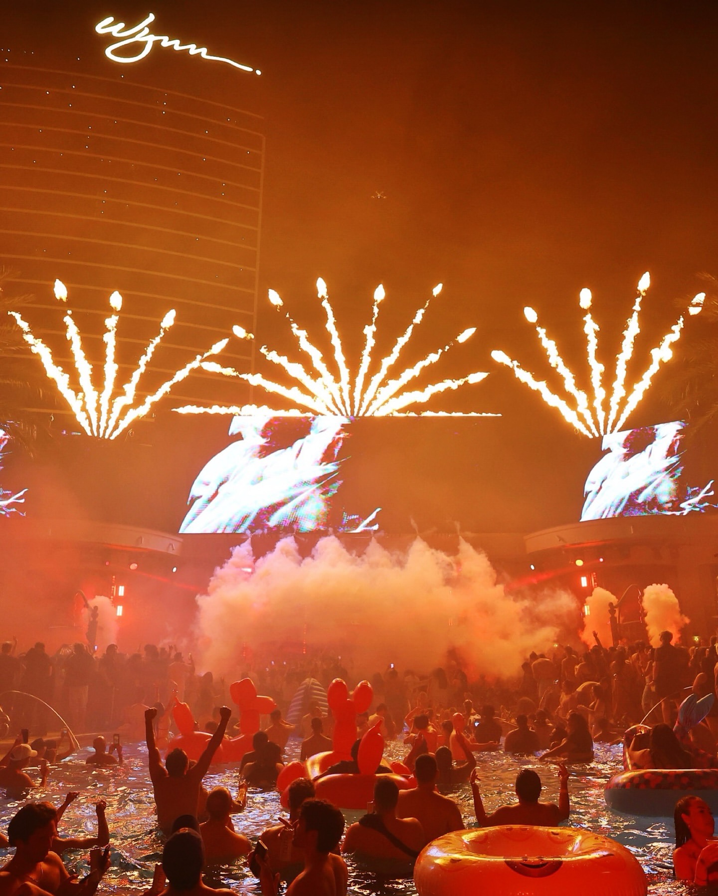 Wynn Nightlife XS Nightclub & Encore Beachclub
